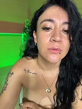 VickyNight_