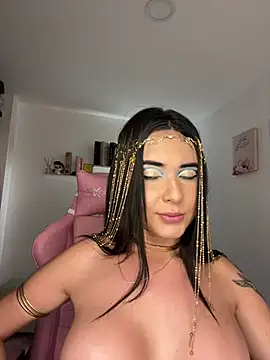 Jenn_Layton