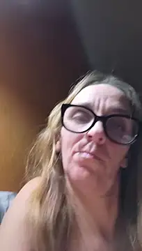 Dettybitch40
