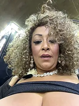katti_barrera (F milf) - Twerking hot +oil