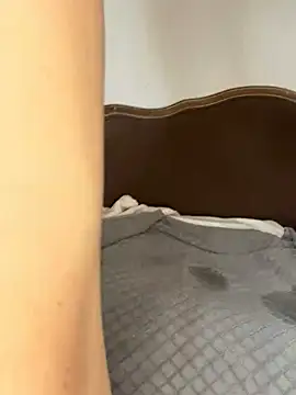 carlaaa (F young) - squirt