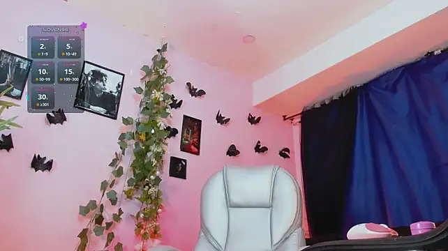 sylvara_bx (F young) - 🎀🔥PLAY PUSSY IN DOGGY 🍂