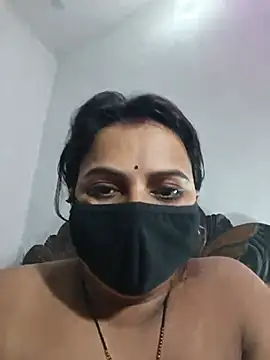 sweety-girll live cam on StripChat