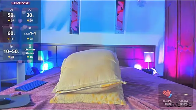 MiaMarin_hot