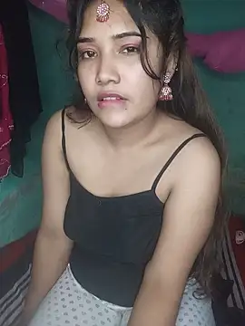 Nusrat-90 live sex cam