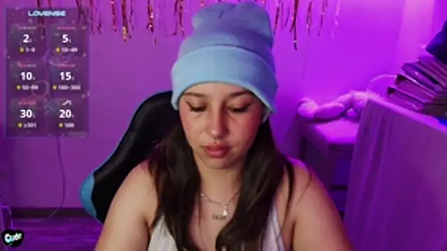 Skarlet_Adams28