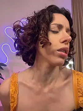 sushiboxxx (F young) - 🍑 3 FINGER ASS +OIL🍑