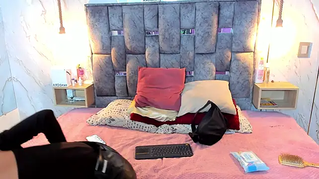 allison_11 live cam on StripChat