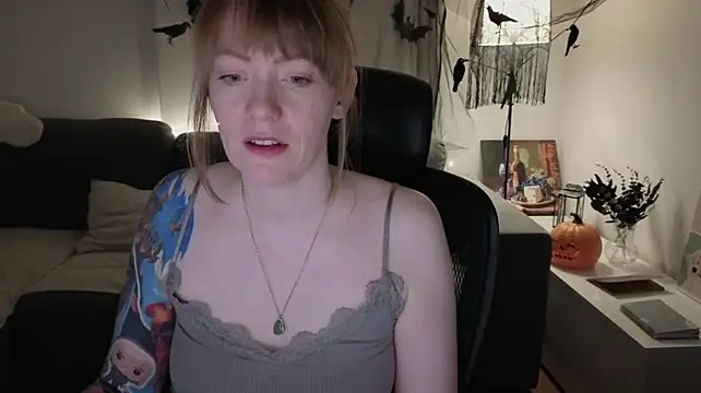 Aurora_Velvett_ live cam on StripChat