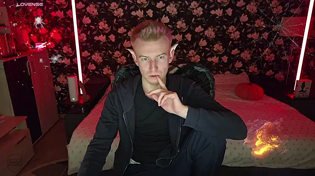 Vuitton live sex cam