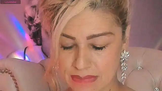 Isabelhot1