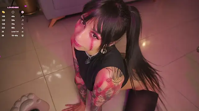 Lilithfosterr webcam