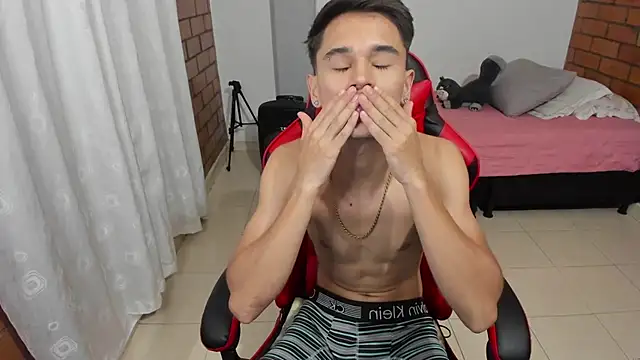 Aron_Boyy