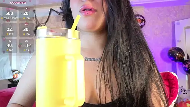 valkyria_12 live cam on StripChat
