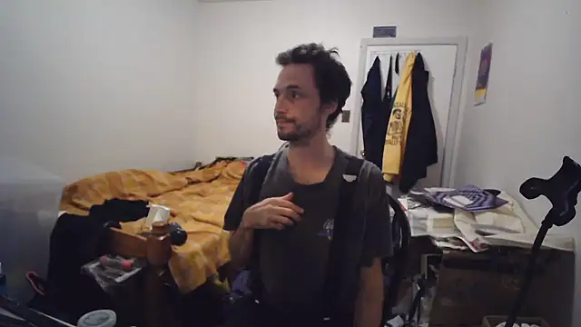 JohnnyMoves live webcam