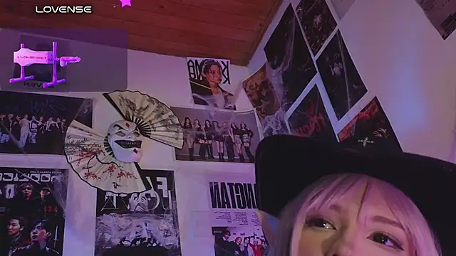 K4GuYa_M00N