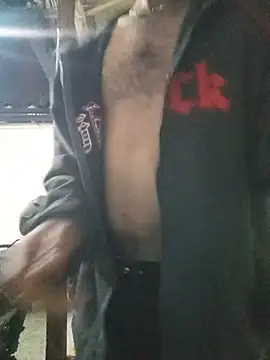 Hairy_mannn2 live cam on StripChat