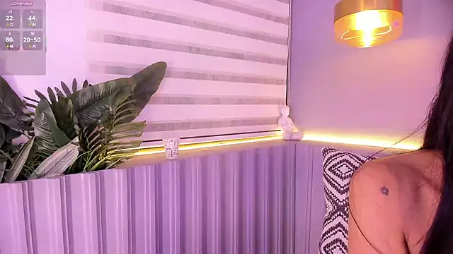stephanymonroe live cam on StripChat