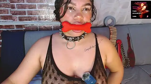 emma_bdsm_ webcam