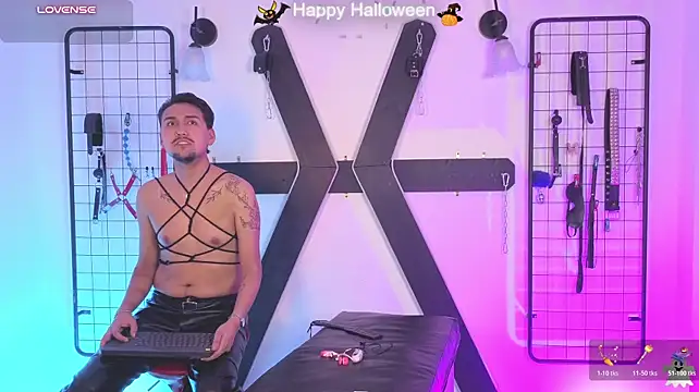 Mr_Draven_and_Emma webcam