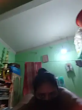 Husn_Malika77