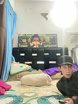 Pride_couple