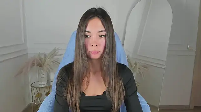 Belle_Coy