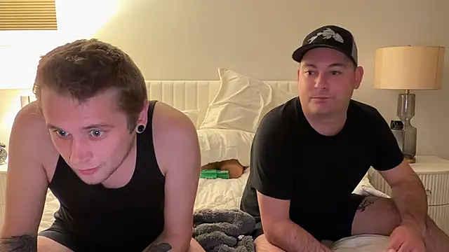 2canadianguys