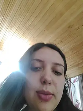 Bella_Karoline