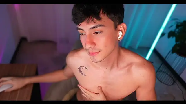 sweettaaron01