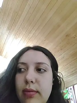 Bella_Karoline