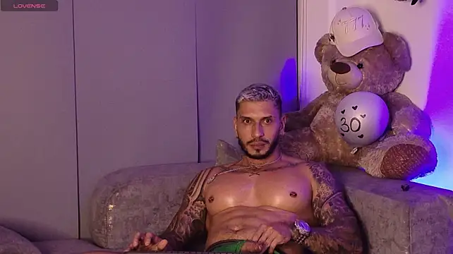 Seth_Vegaa live cam on StripChat