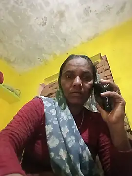 Priya_cutR