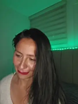 Scarrletfoxx_