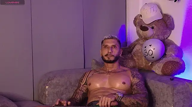 Seth_Vegaa live cam on StripChat