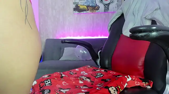anna_moon11 live cam on StripChat