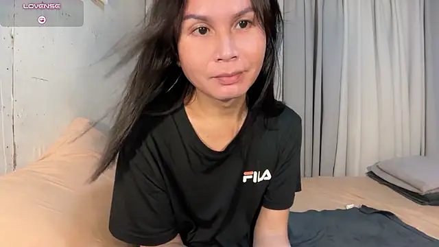 reyna_queen