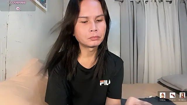 reyna_queen