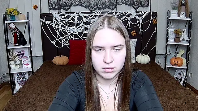 LauraHlot