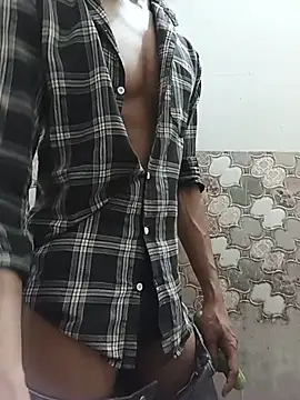 itsmemadhu2019 on Stripchat