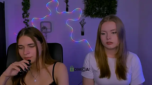 helena_so_shyy