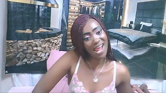 EbonyOlive69