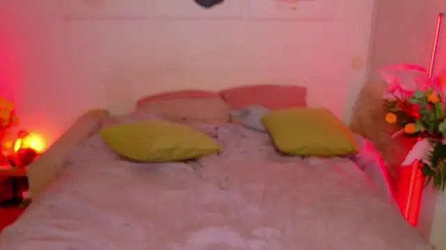 Ariana_Petite