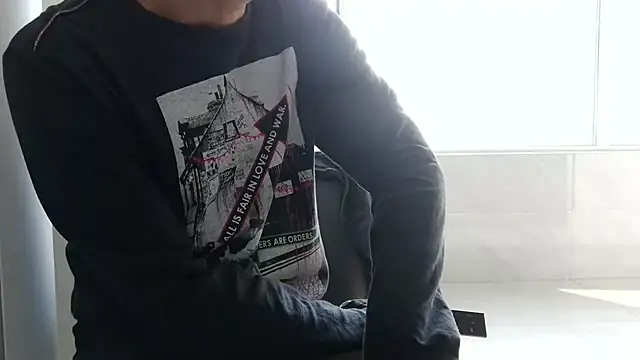 nole_china7 (Ask my age) - Talk ​and ​Fun 来聊天，来玩耍