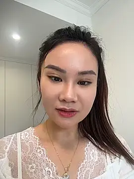 yioyio-666 (F young) - jj抽插1分钟，最后完成任务可得小粉控制1分钟