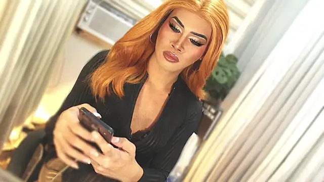 Winnie_Harllow live cam on StripChat