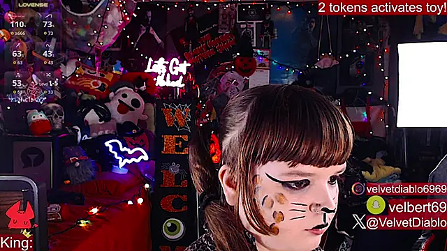 VelvetDiablo webcam