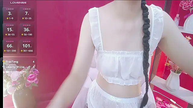 Suzy_babie live cam on StripChat
