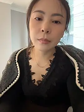 YaoYao8888 live cam on StripChat