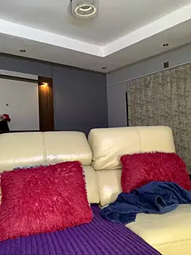 VeryGoodBadGirl1 webcam